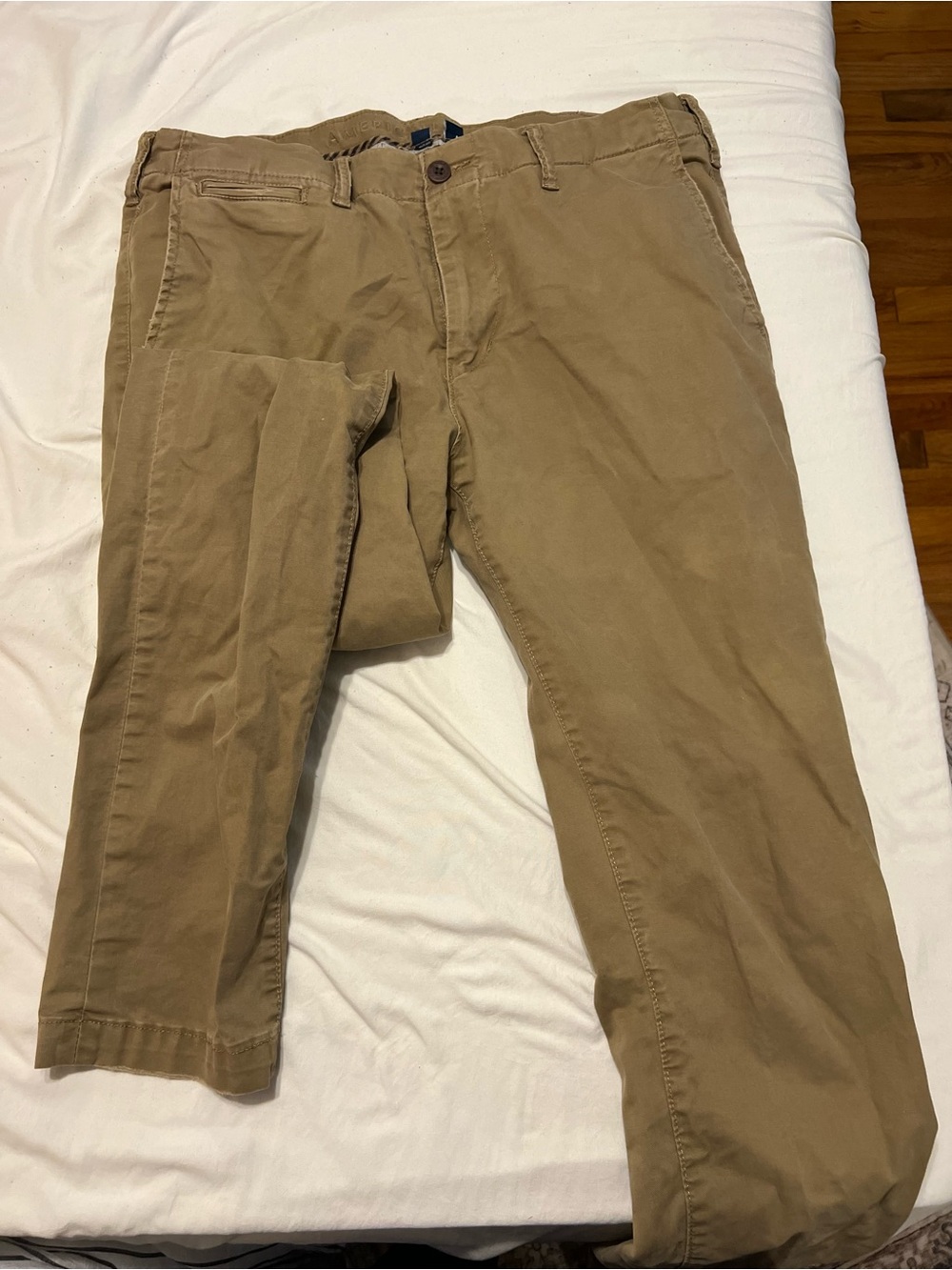American Eagle Outfitters Men's Khaki Cotton Chinos - Light Brown